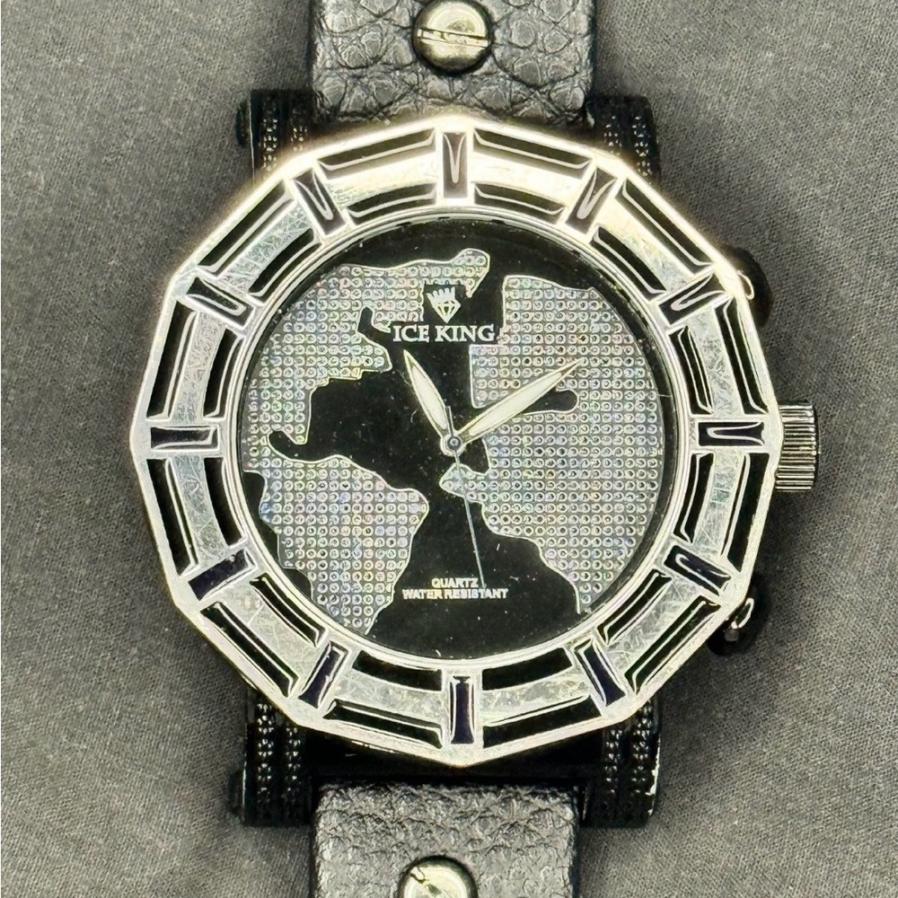 Black Textured Leather Strap Watch with Decorative Bezel - Picture 8 of 12